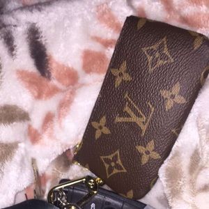 Meet your Posher, Alice